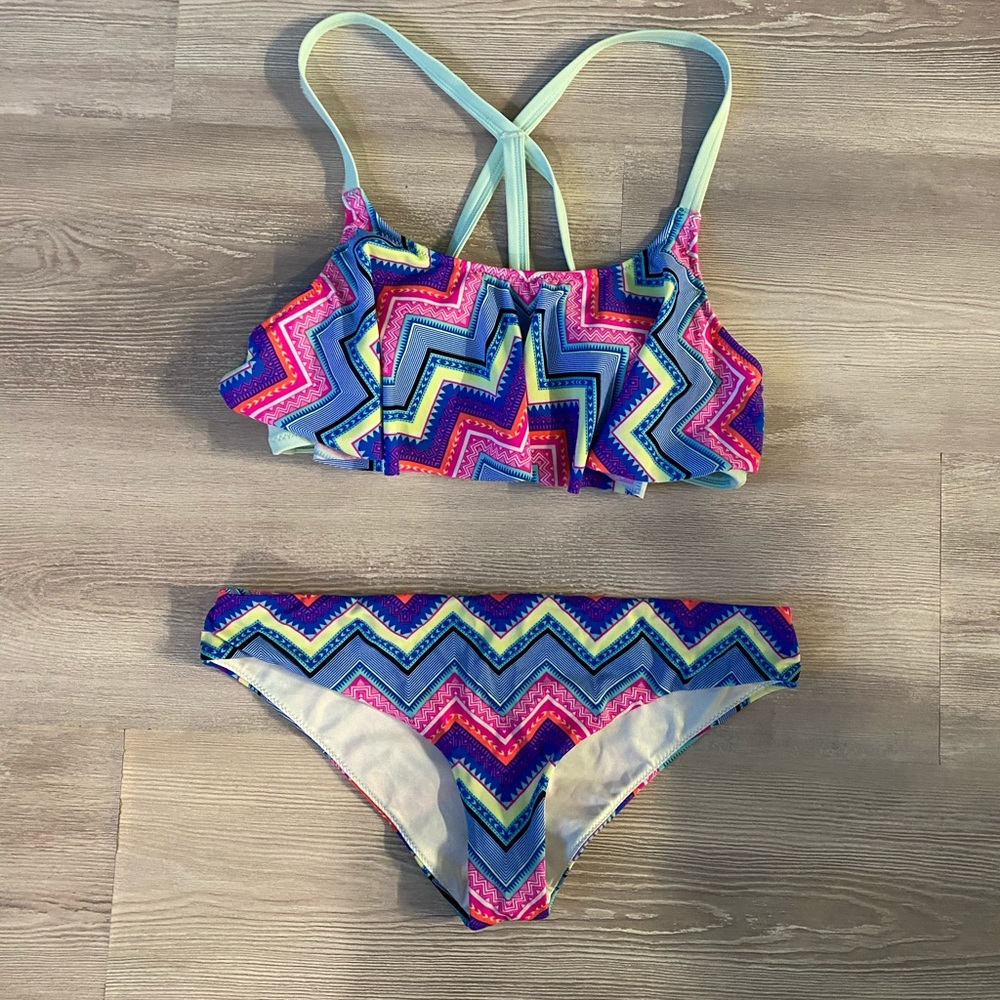 Victoria’s Secret PINK chevron flounce bikini size small